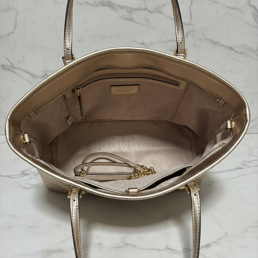 Michael kors tote